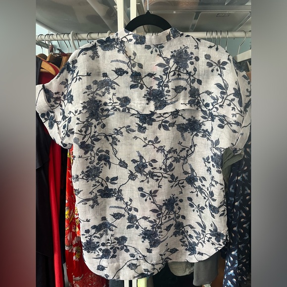 Floral Linen Top - Picture 2 of 4